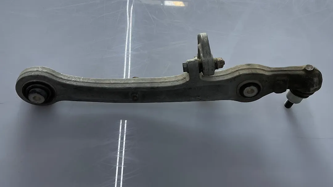 Lower arm (RH) - 2009 Audi A6
