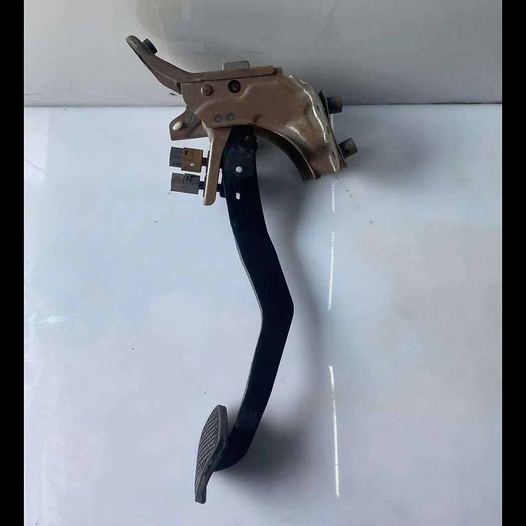 Brake Pedal - 2014 Infiniti QX80 SUV