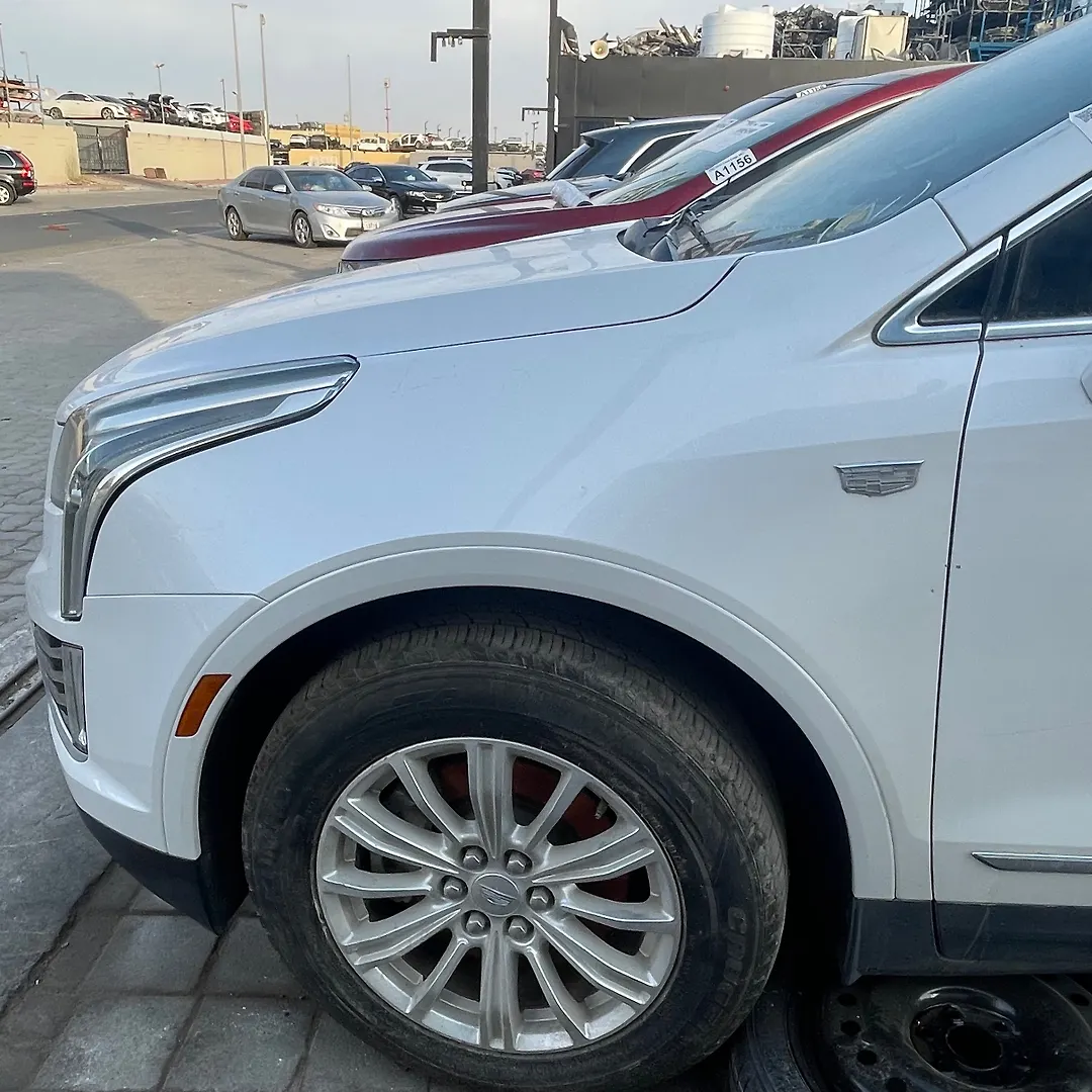 Fender (LHF) - 2017 Cadillac XT5