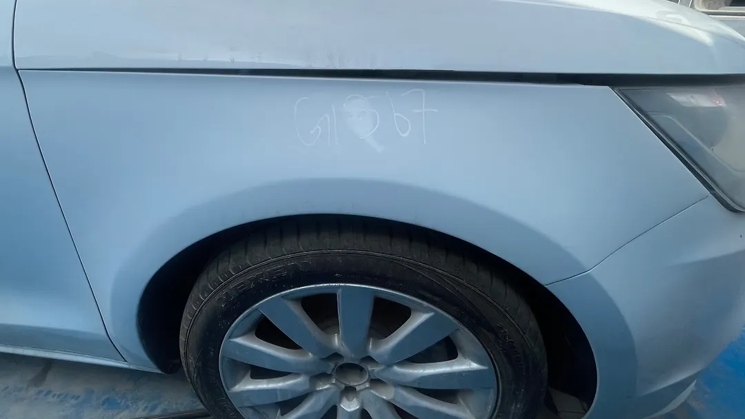 Fender (RHF) - 2012 Audi A1