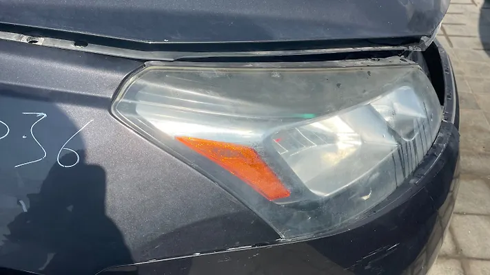 Headlight (RH) - 2013 Chevrolet Traverse