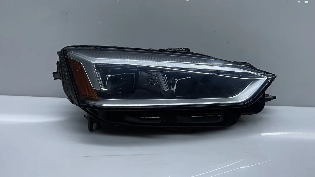 Headlight (RH) - 2018 Audi A5