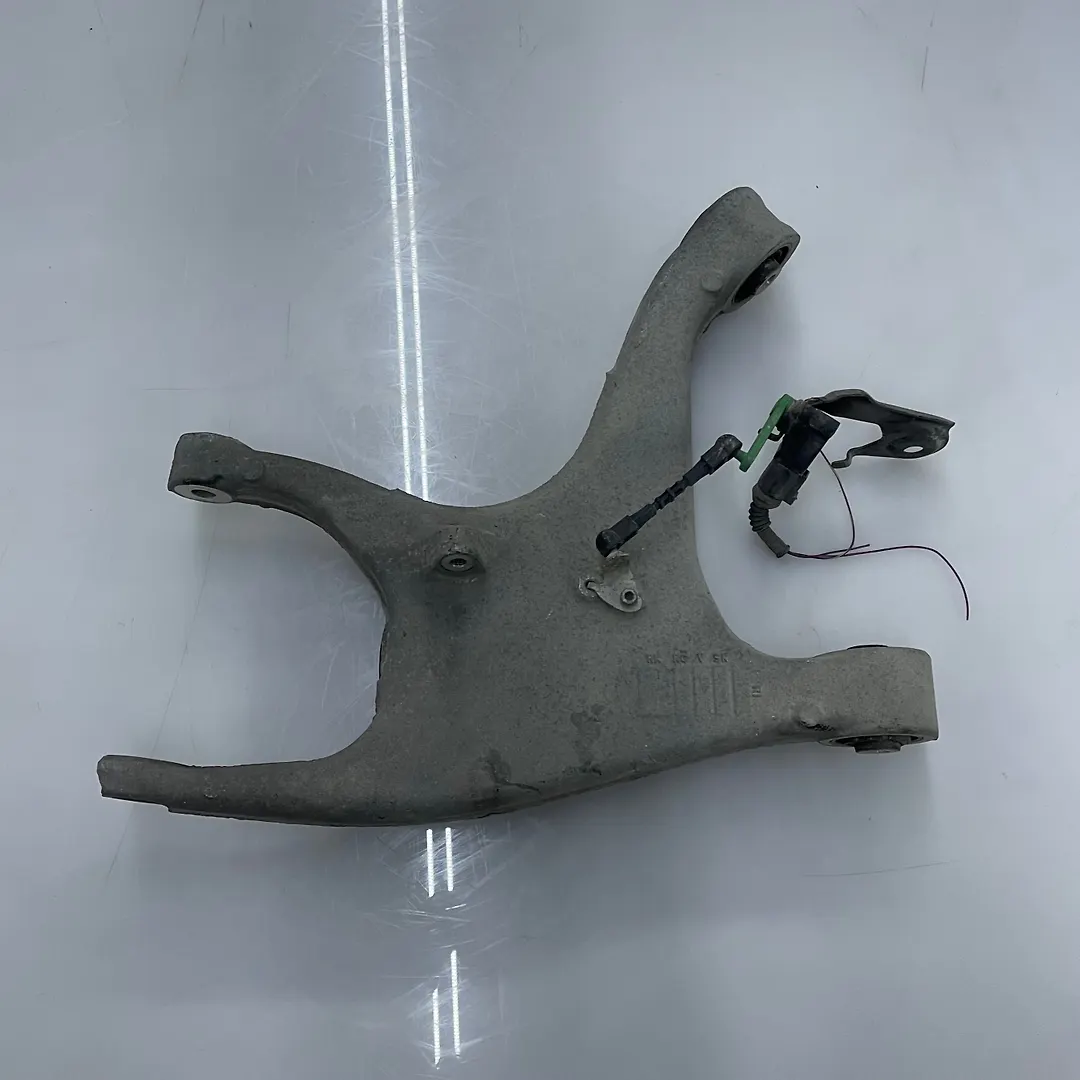 Lower Arm(RHF) - 2009 Audi Q7