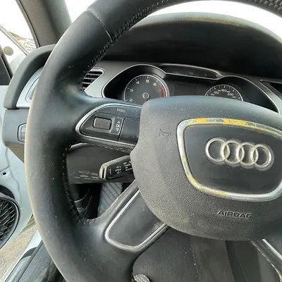 Steering wheel - 2015 Audi A4