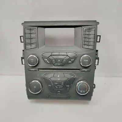 Multimedia Control Unit - 2015 Ford Fusion