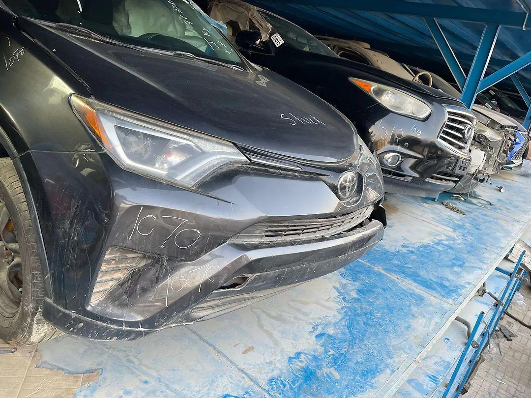 Headlight (RH) - 2018 Toyota RAV4 2.5