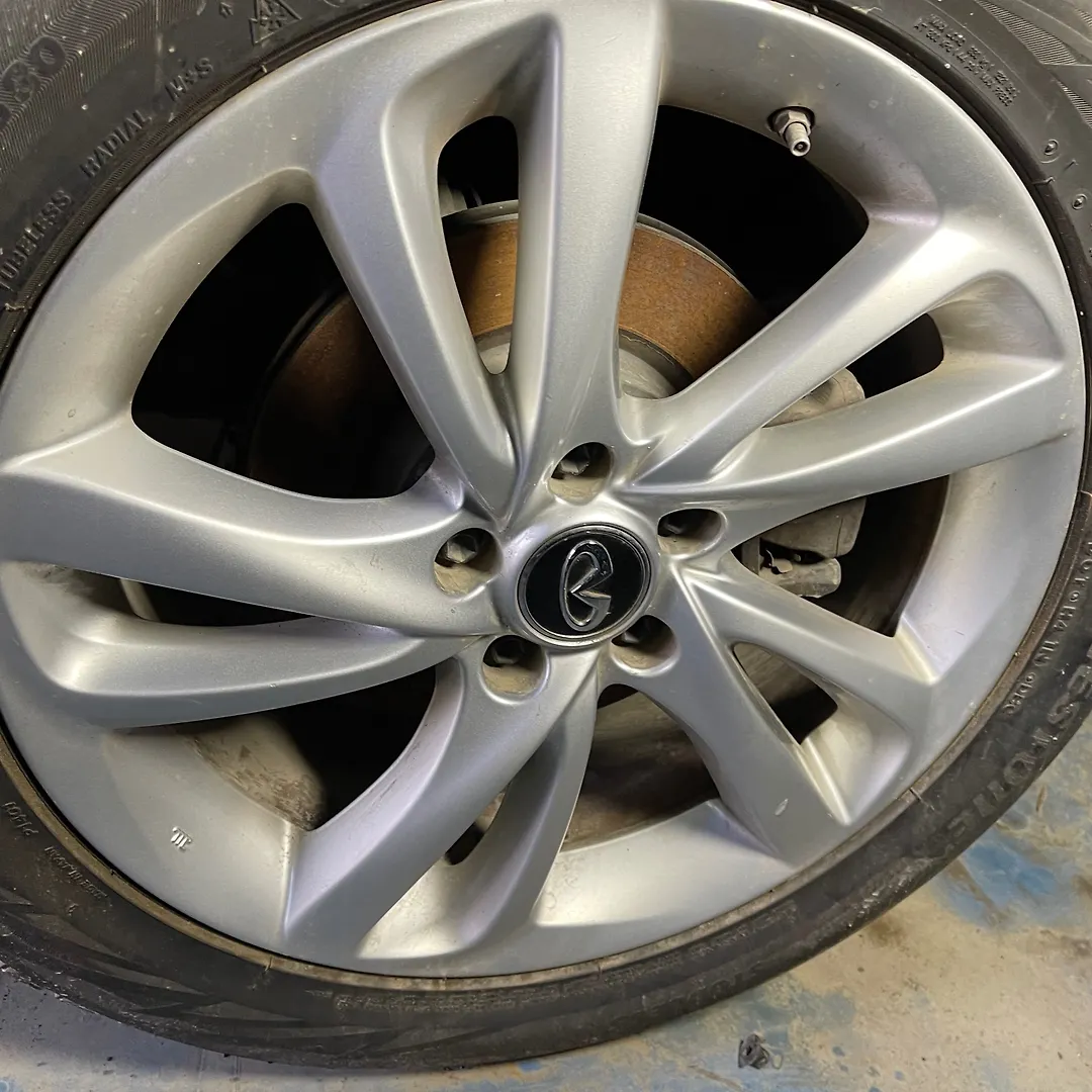 Rim - 2017 Infiniti QX30 2.0t