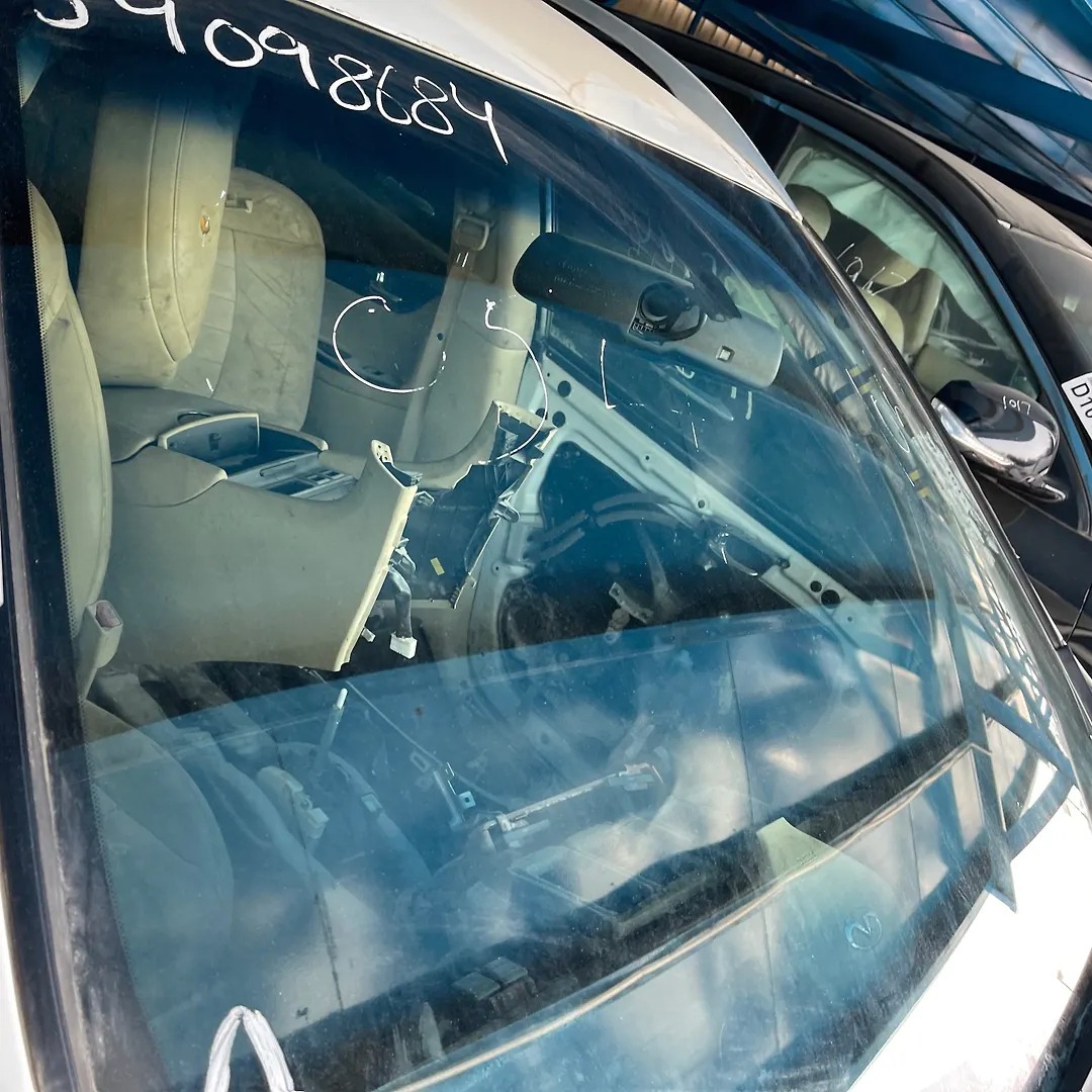 Windshield glass - 2015 Infiniti QX50