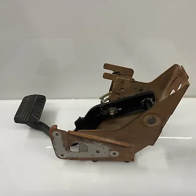 Pedal brake/clutch - 2011 Chevrolet Camaro LT2