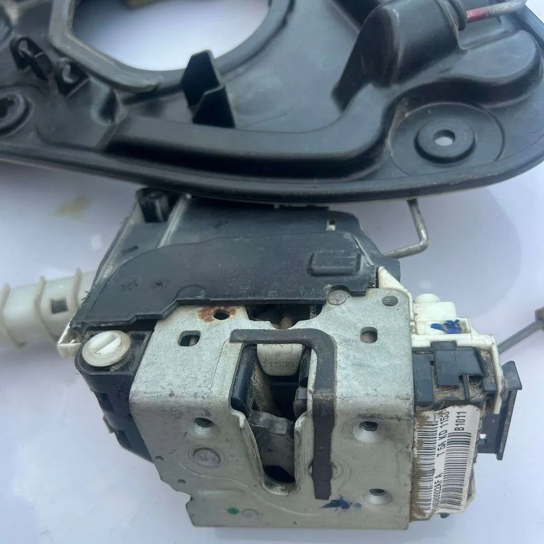 Door Lock(RHB) - 2014 Jeep GRAND CHEROKEE