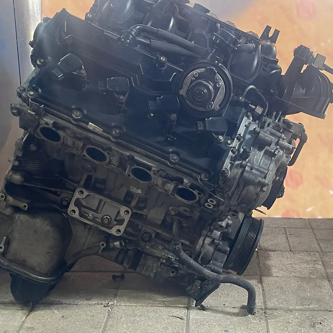 Engine  - 2011 Infiniti QX56