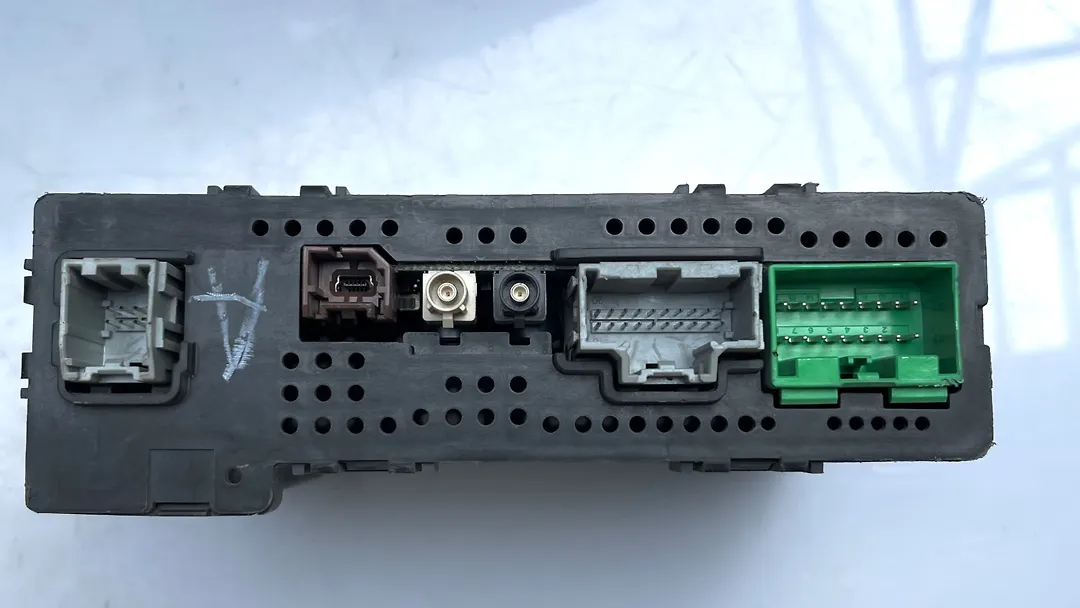 Radio control module - 2015 GMC DENALI