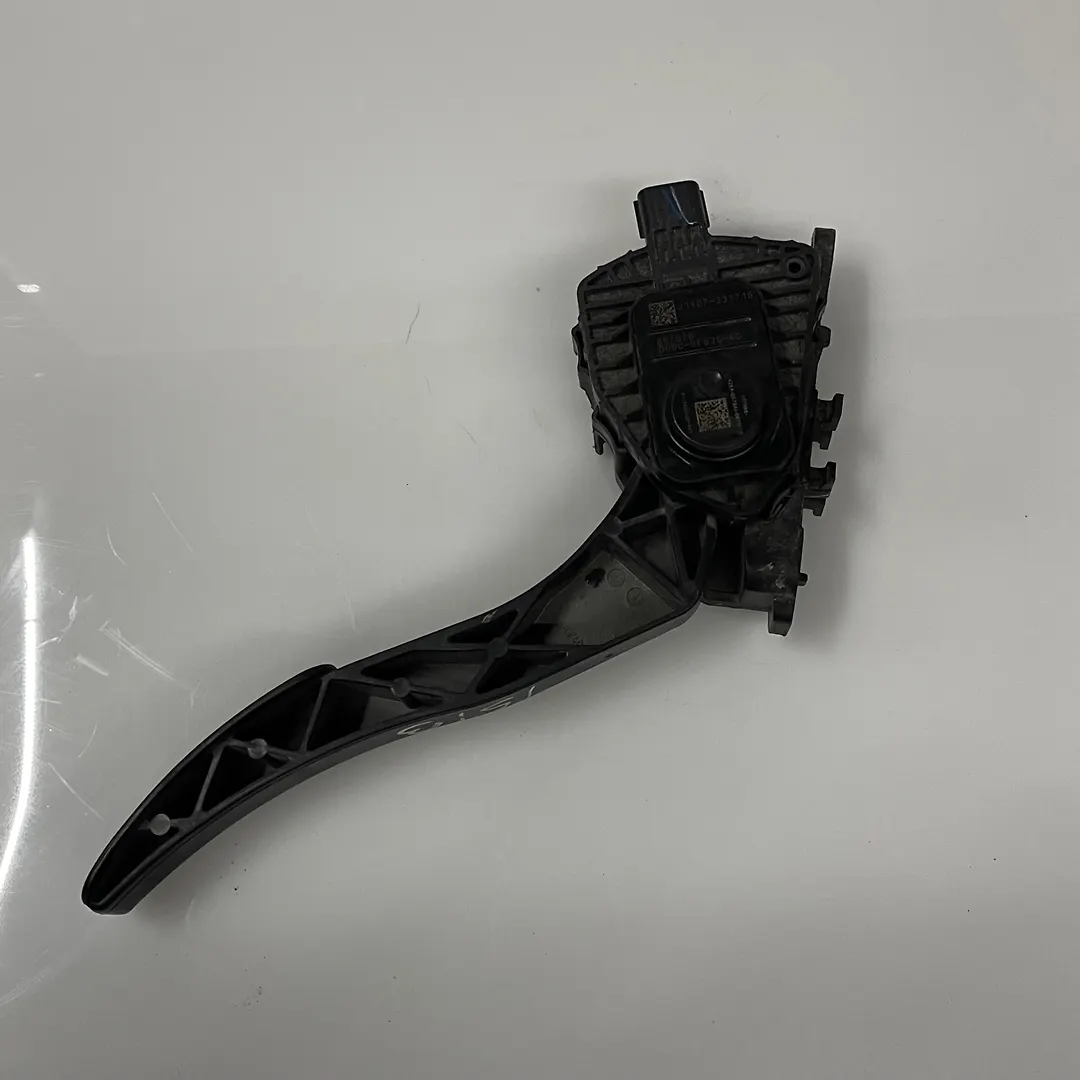 Accelerator pedal - 2017 Cadillac ATS Luxury