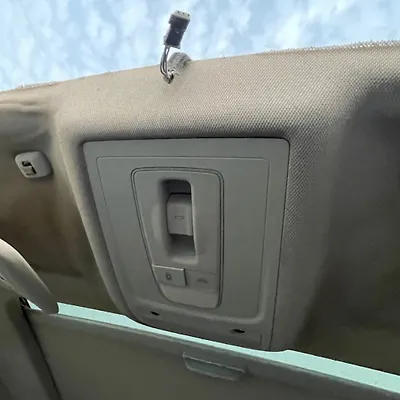 Overhead Console - 2015 Audi A3