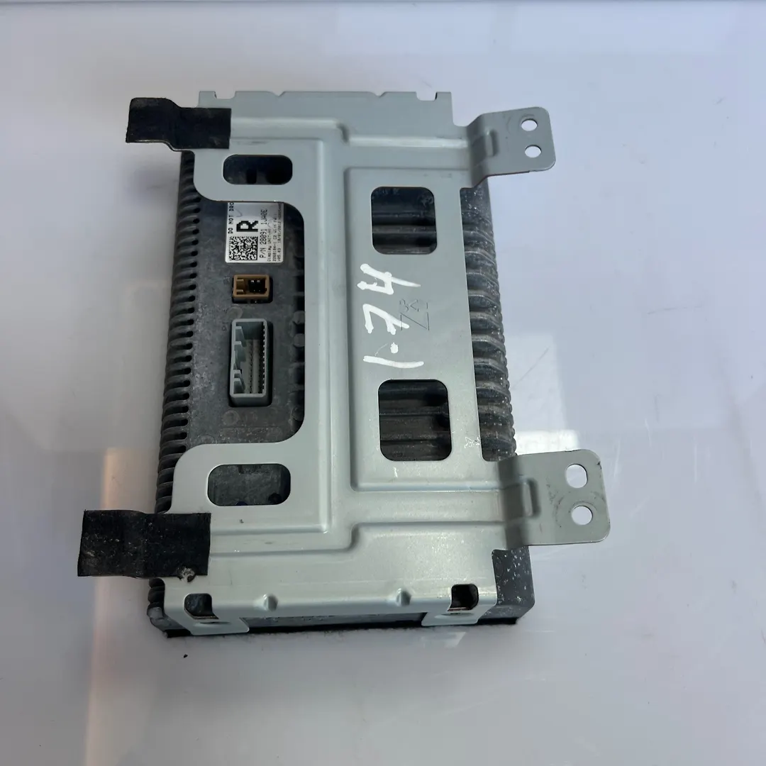 Info-gps-tv screen - 2012 Infiniti QX56