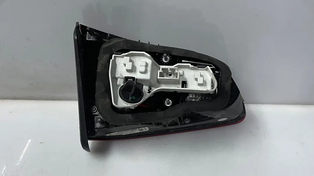 Trunk Light (RH) - 2014 Volkswagen Golf