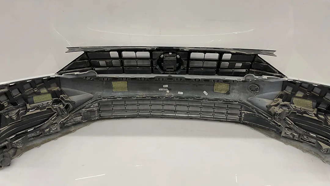 Front Bumper - 2019 Volkswagen Jetta