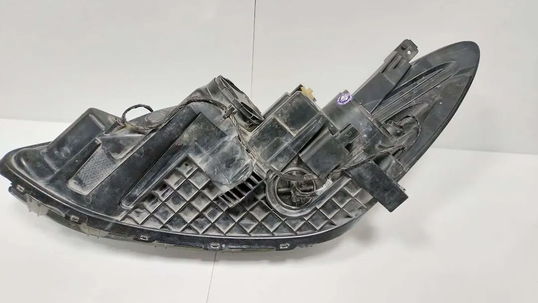 Headlight (RH) - 2018 Chevrolet Cruze