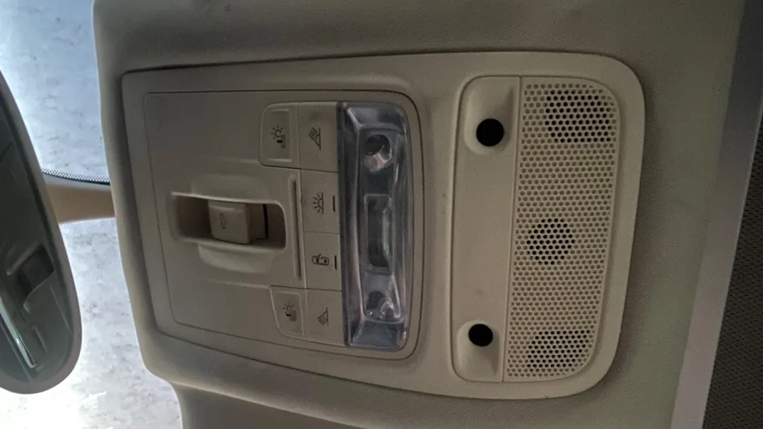 Overhead Console - 2014 Audi Q3 SPORT