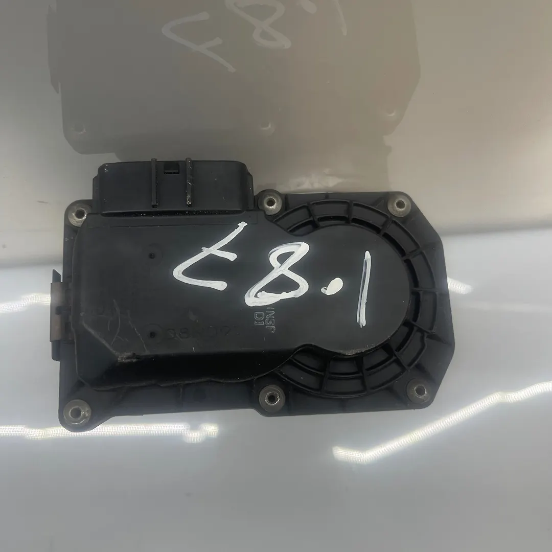Throttle body - 2012 Nissan Pathfinder SE 3.5i