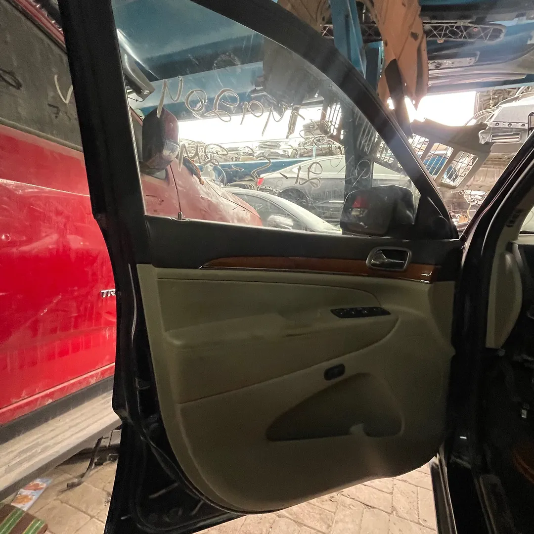 Door (LHF) - 2012 Jeep GRAND CHEROKEE