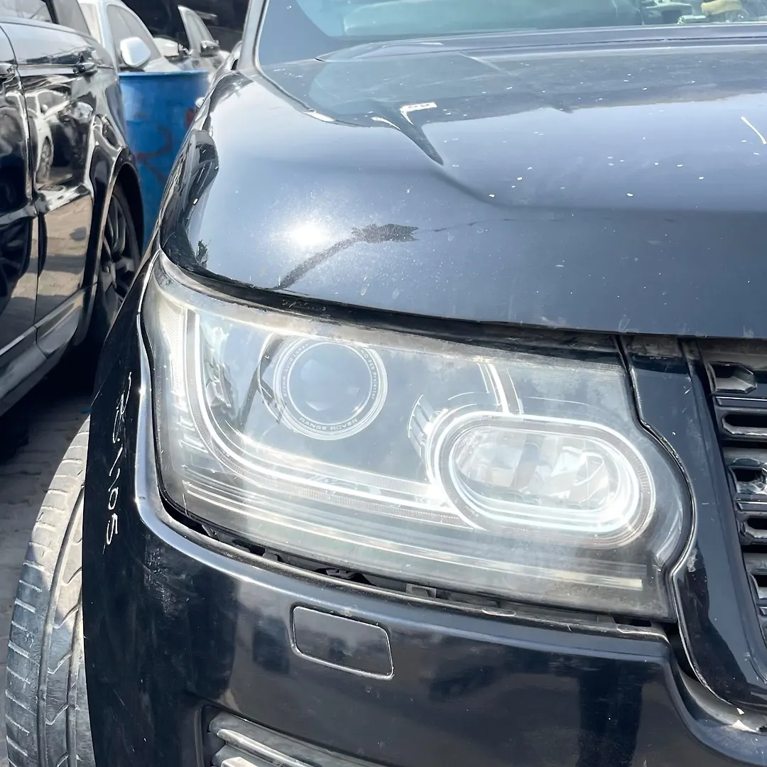 Headlight (RH) - 2016 Land Rover RANGE ROVER VOGUE