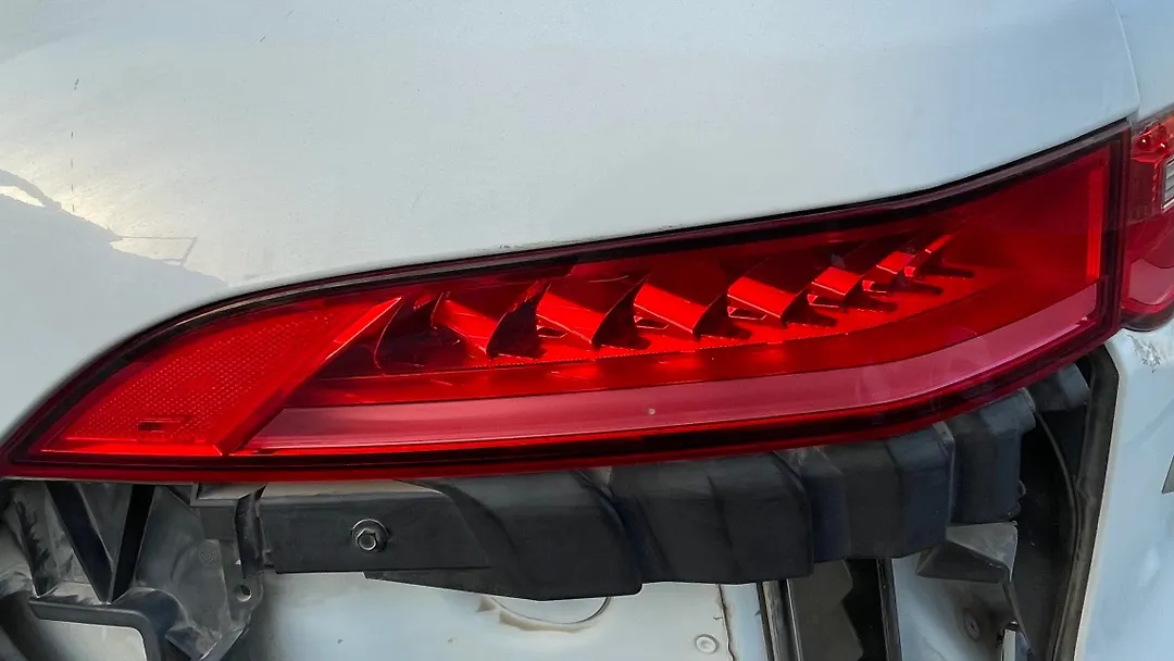 Tail Light (LH) - 2017 Jaguar F-Pace