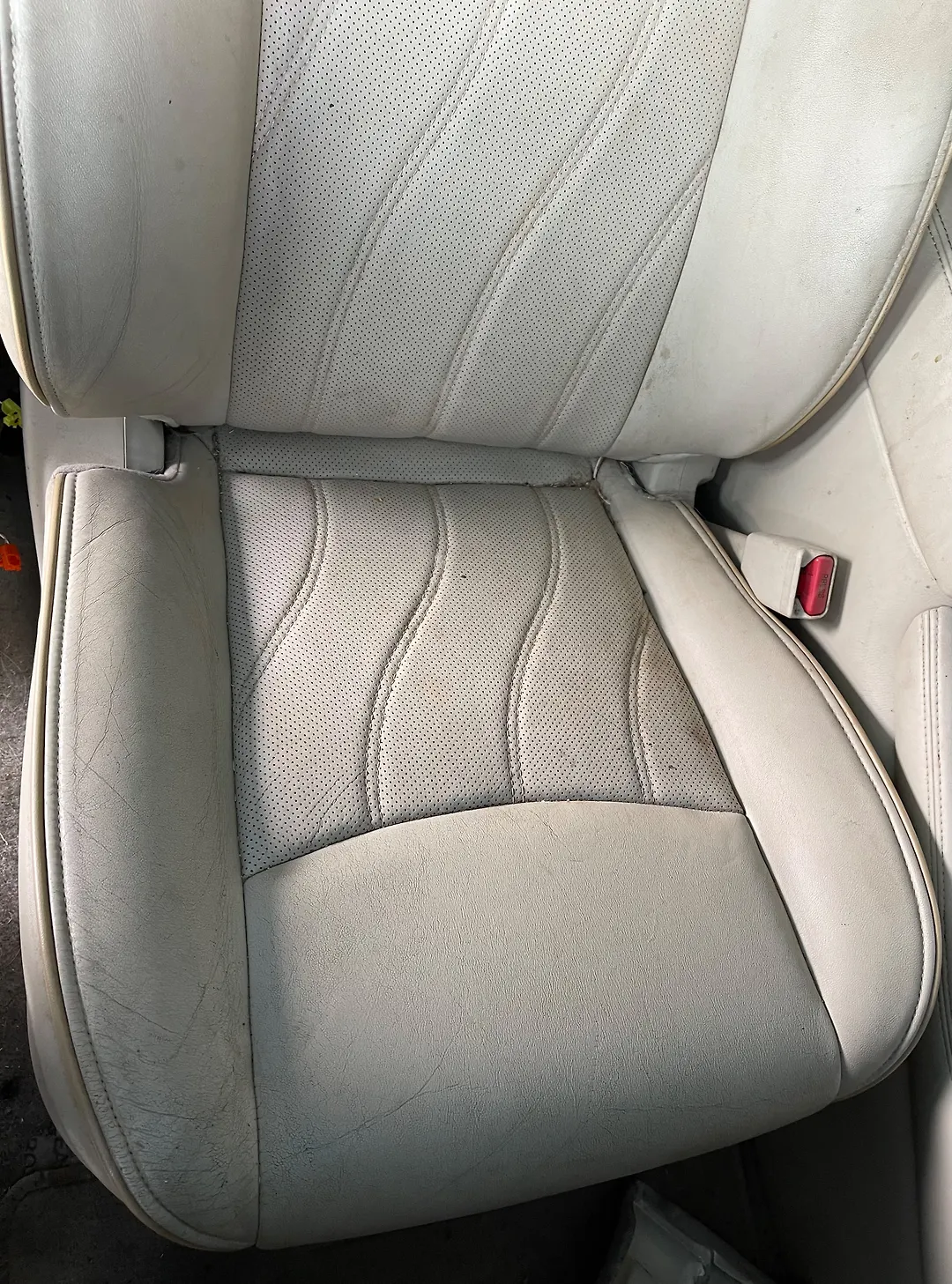 Front Seat (RHS) - 2014 Infiniti QX60