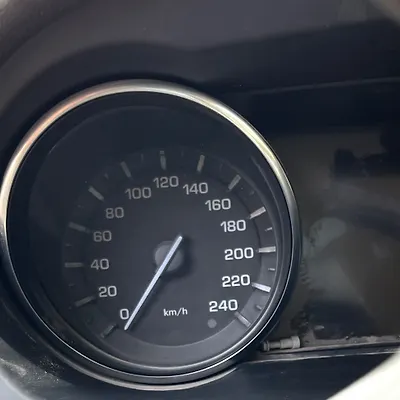 Speedometer - 2016 Land Rover DISCOVERY SPORT