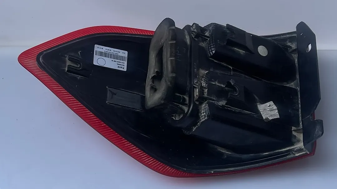 Tail Light (RH) - 2015 Ford EcoSport