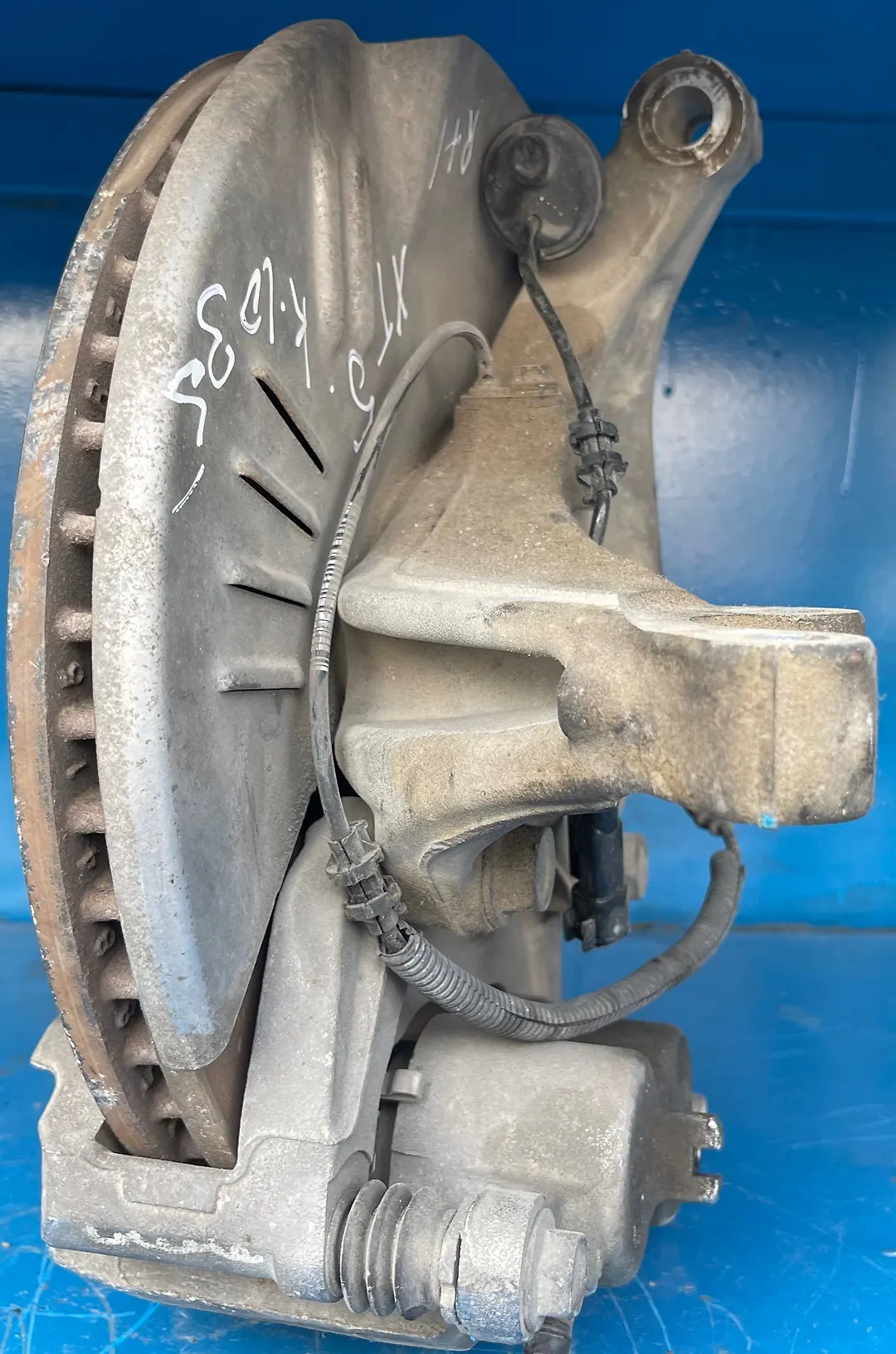 Complete Hub Assembly(RHF) - 2018 Cadillac XT5 Premium Luxury