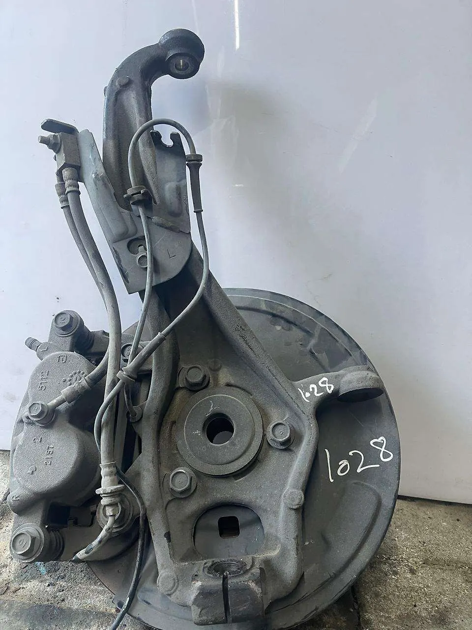 Hub - 2013 Infiniti QX56