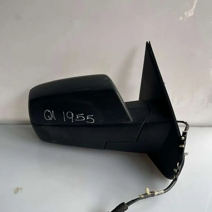 Side Mirror (RH) - 2014 Chevrolet SILVERADO LT