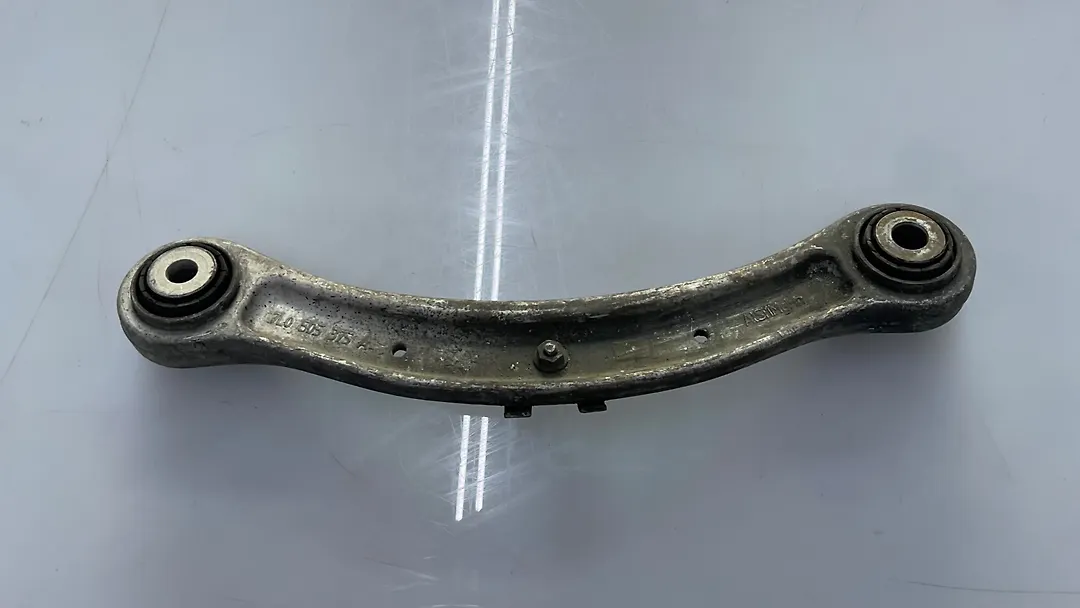 Upper arm (RH) - 2009 Volkswagen Touareg
