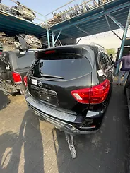 Tailgate - 2017 Nissan Pathfinder