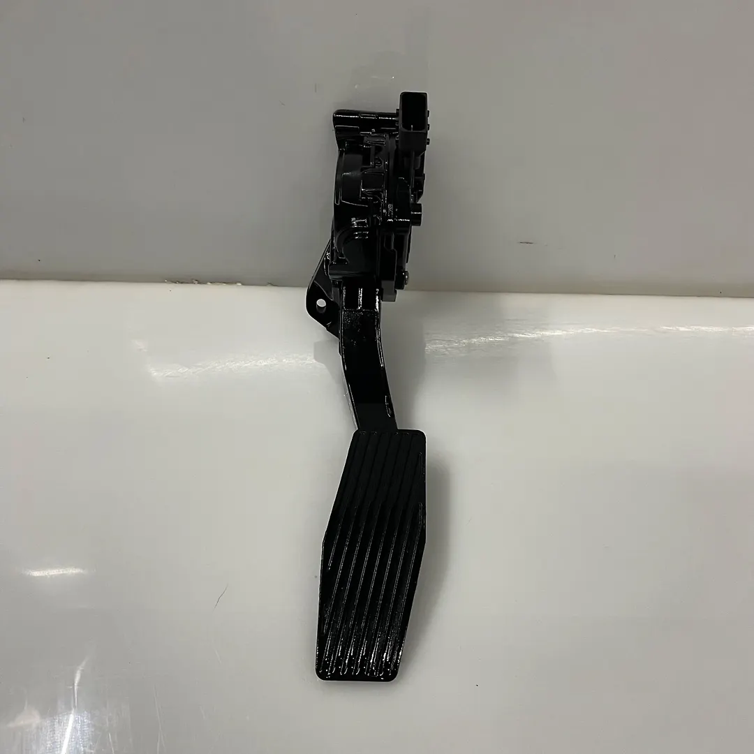 Accelerator pedal - 2013 Chevrolet Cruze