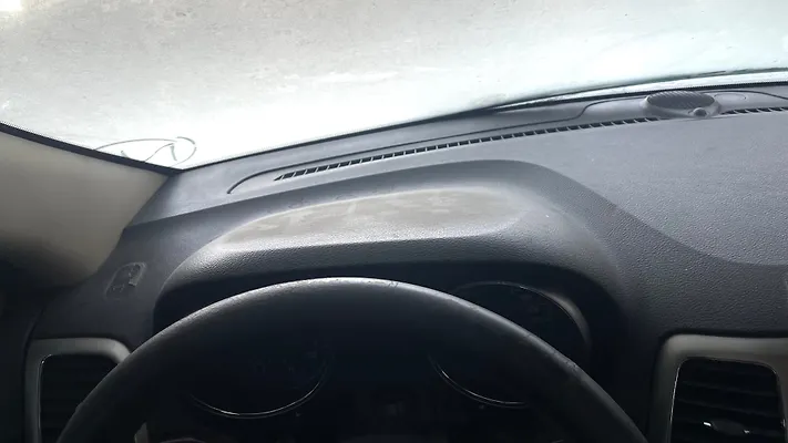Dashboard  - 2013 Jeep GRAND CHEROOKE