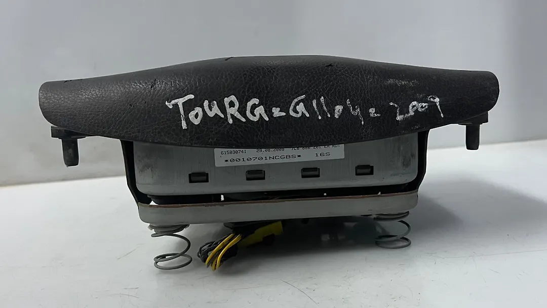Airbag (Steering) - 2009 Volkswagen Touareg