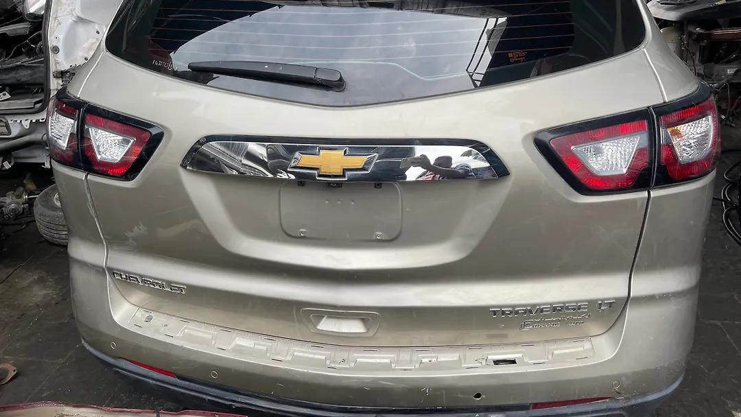Trunk - 2015 Chevrolet Traverse