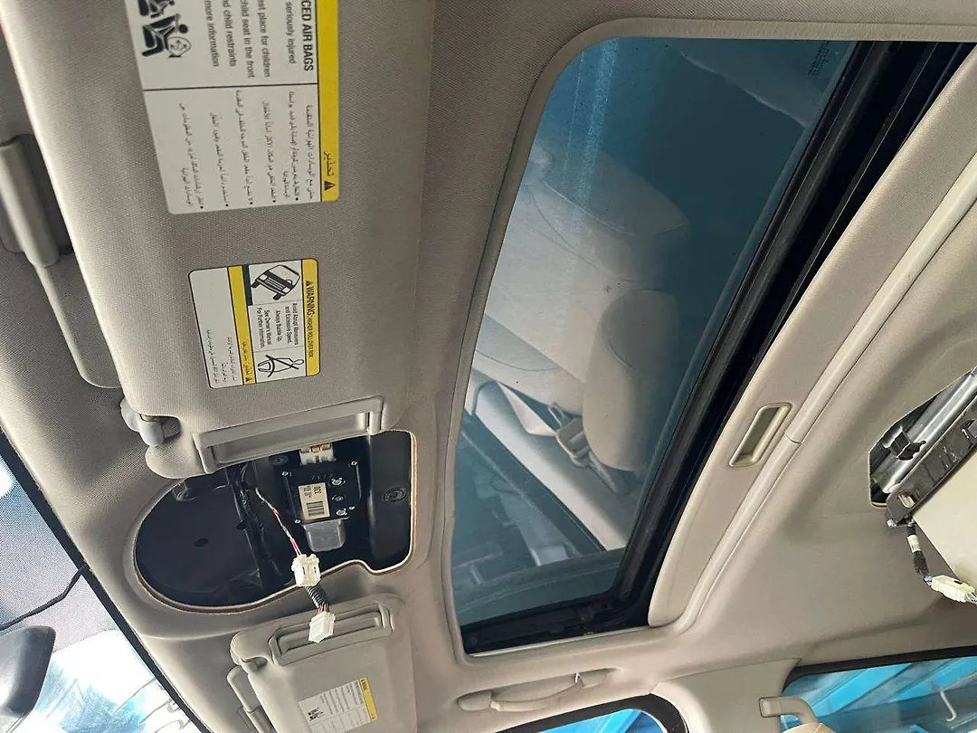 Roof glass - 2010 Nissan Armada