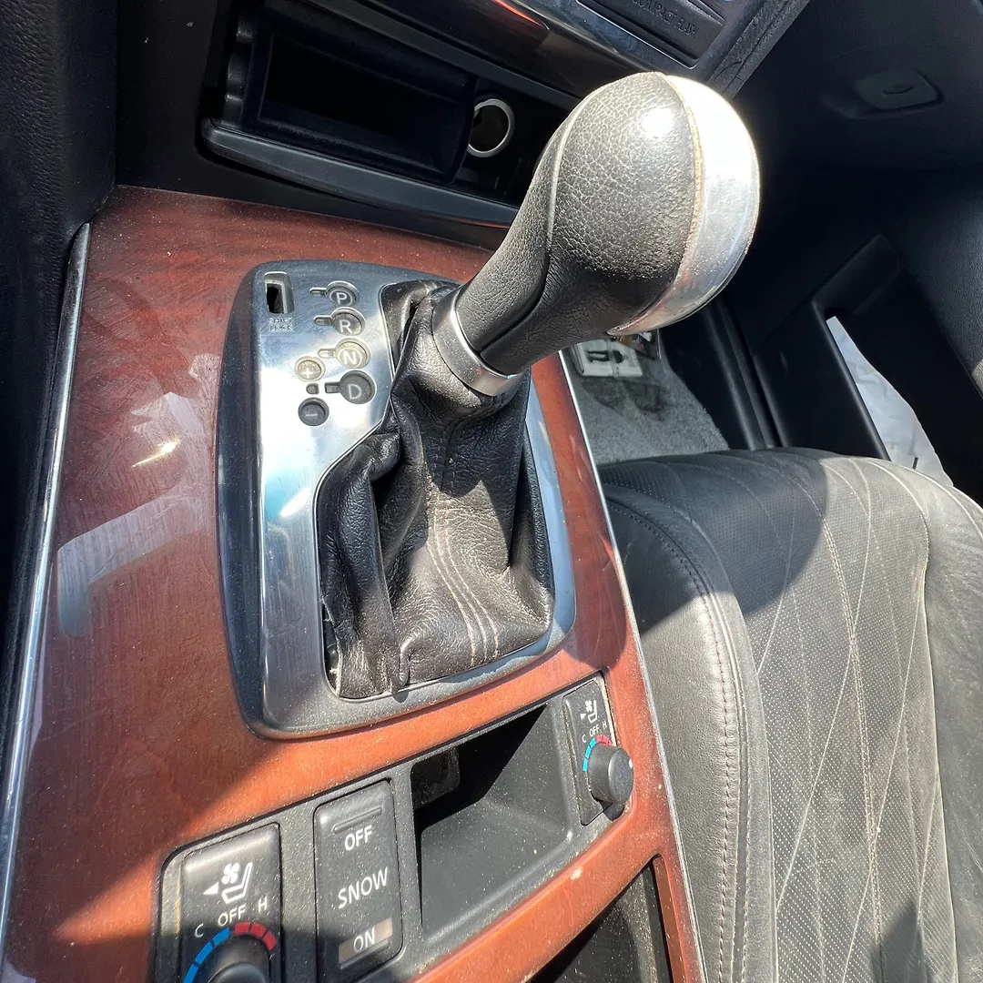 Gear Shift Knob(Automatic) - Infiniti