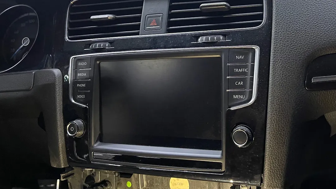 Info-gps-tv screen - 2015 Volkswagen Golf R