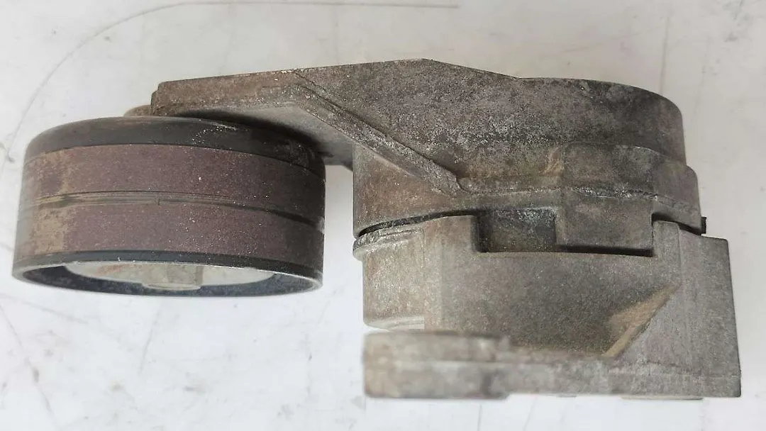 Belt tensioner - 2015 Chevrolet Traverse
