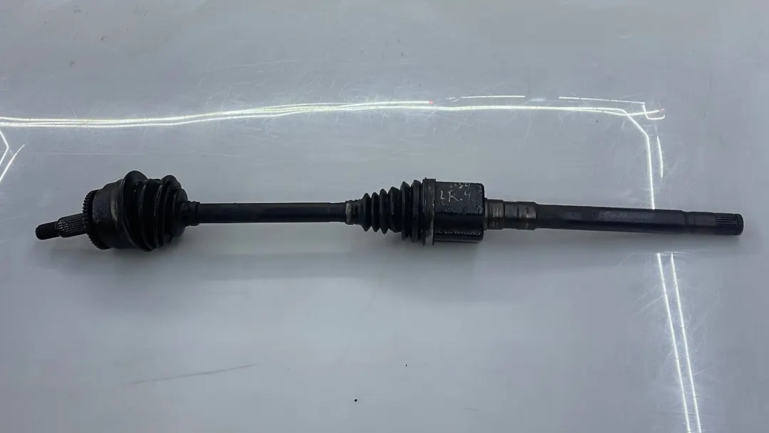 Axle(RHF) - 2013 Land Rover LR4 HSE