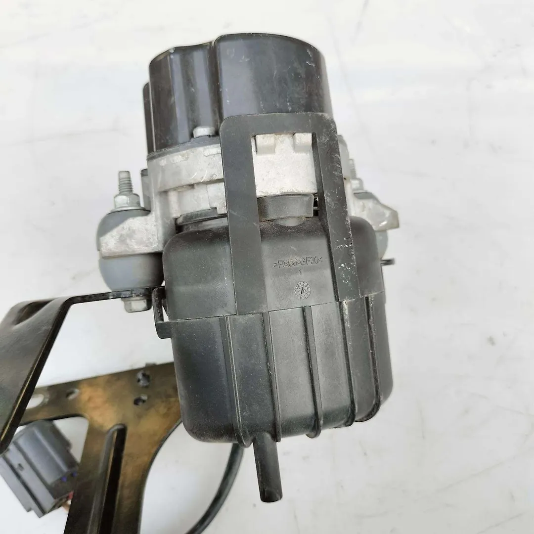 Vacuum pump - 2019 Chevrolet Traverse