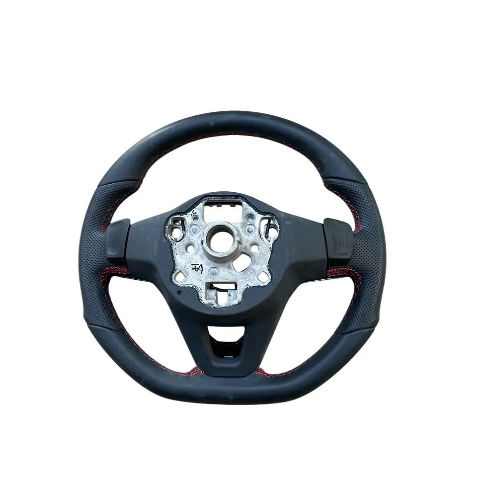 Steering wheel - 2022 Volkswagen GTI