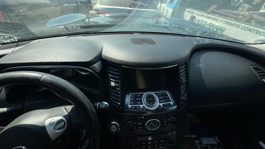 Dashboard  - Infiniti