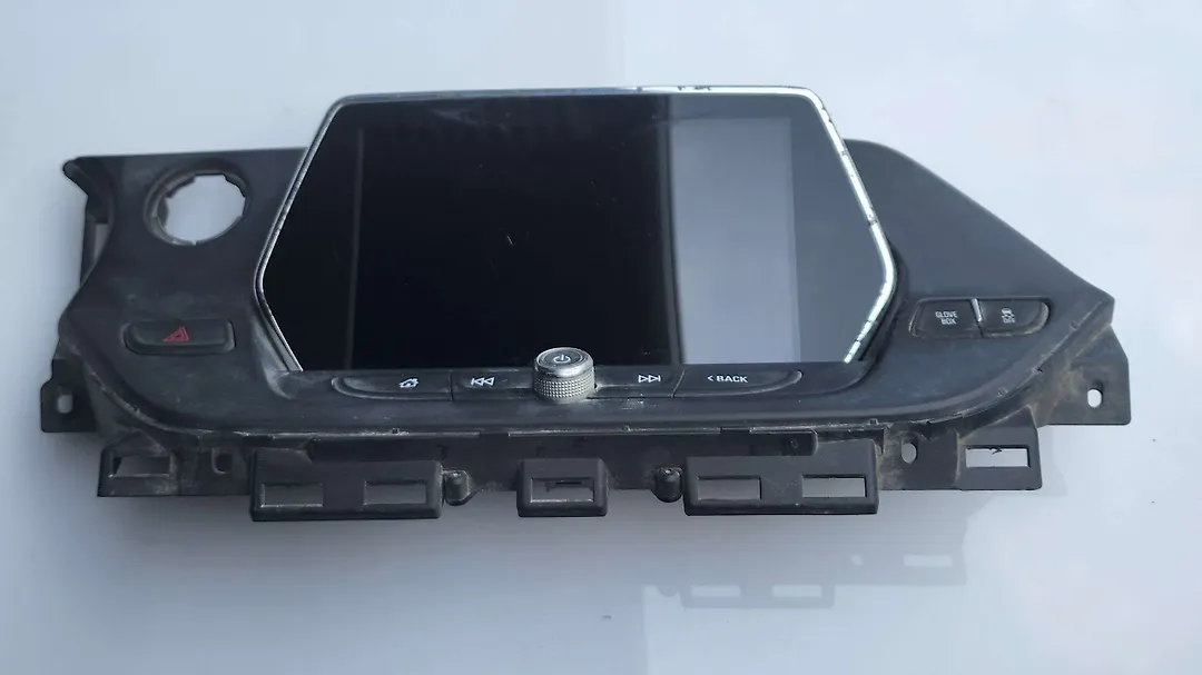 Info/GPS/TV Screen - 2019 Chevrolet Blazer Premier