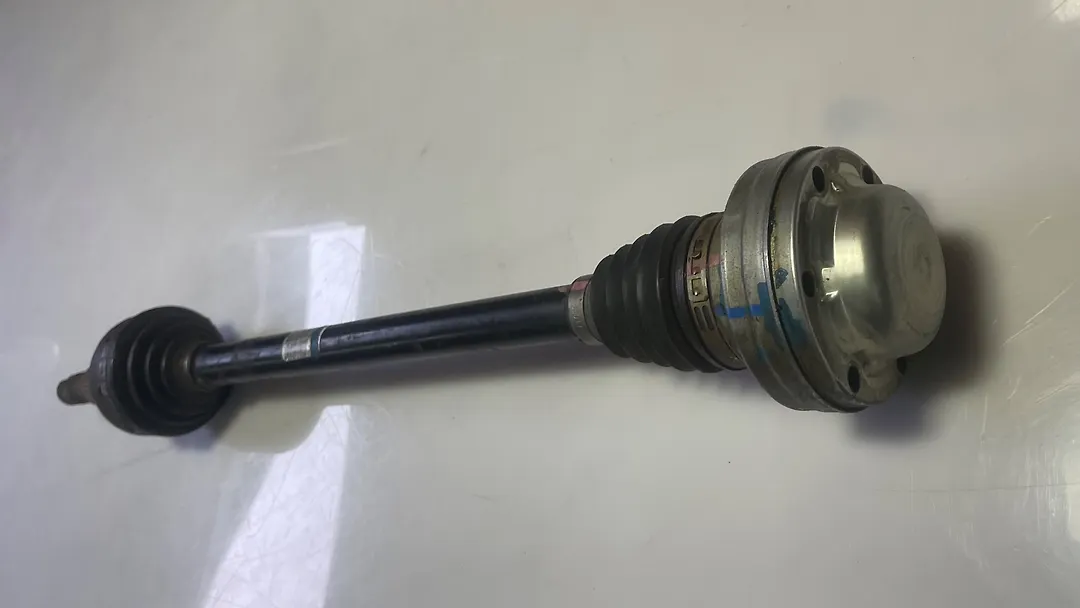 Axle Rear (RH) - 2018 Chevrolet Camaro