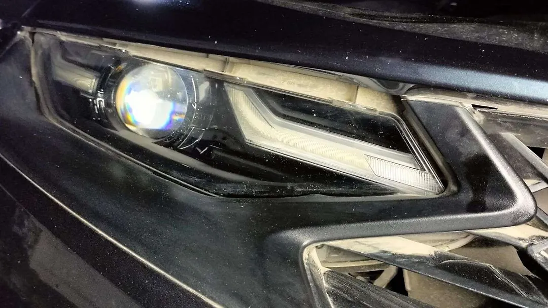 Headlight (RH) - 2021 Chevrolet Camaro 1LS/1LT